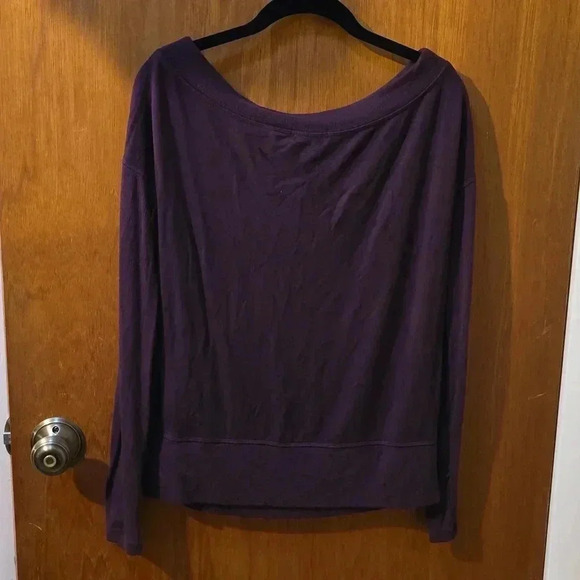Athleta Maroon Long Sleeve Top XS - Picture 3 of 3